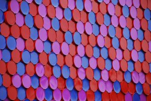 【托福寫作】如何讓文章更有說服力，運用比較法來分析優劣